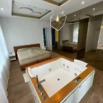 아파트 Opulence Luxury - Private Access To In 오파티아