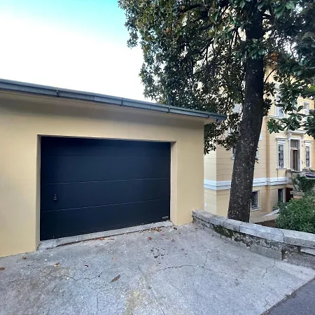 Opulence Luxury - Private Access To In *